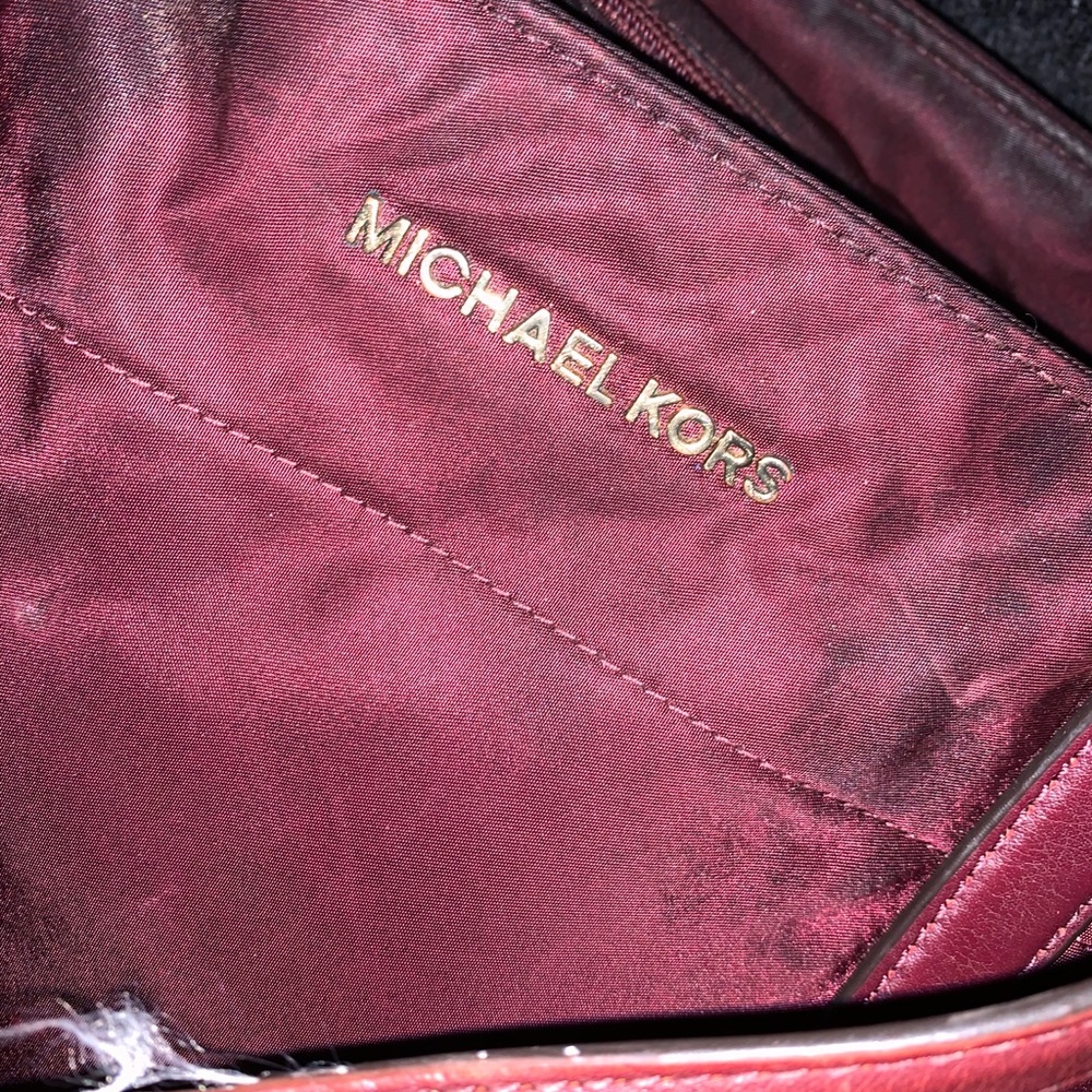 PRE OWNED BURGUNDY MICHAEL KORS TOTE BAG - Picture 2 of 5